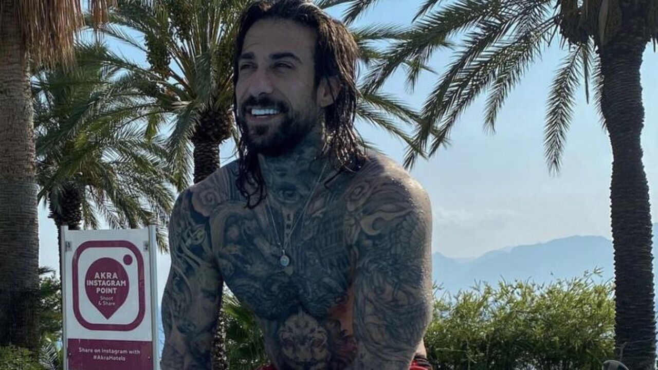 Illustratie voor: Ouders Fabrizio geven kritiek op hun eigen zoon in Belgische Bachelor
