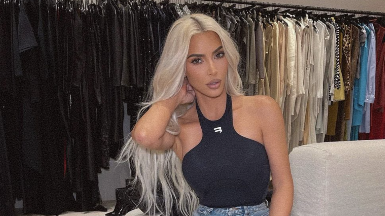 What?! Kim Kardashian zou poep eten om er jong uit te blijven zien