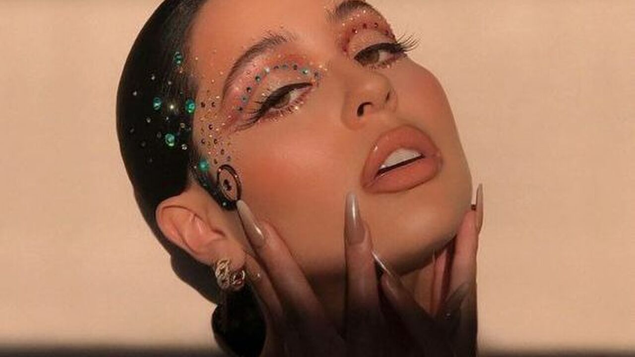 Illustratie voor: Deze beauty-look past het beste bij jou (volgens je sterrenbeeld)