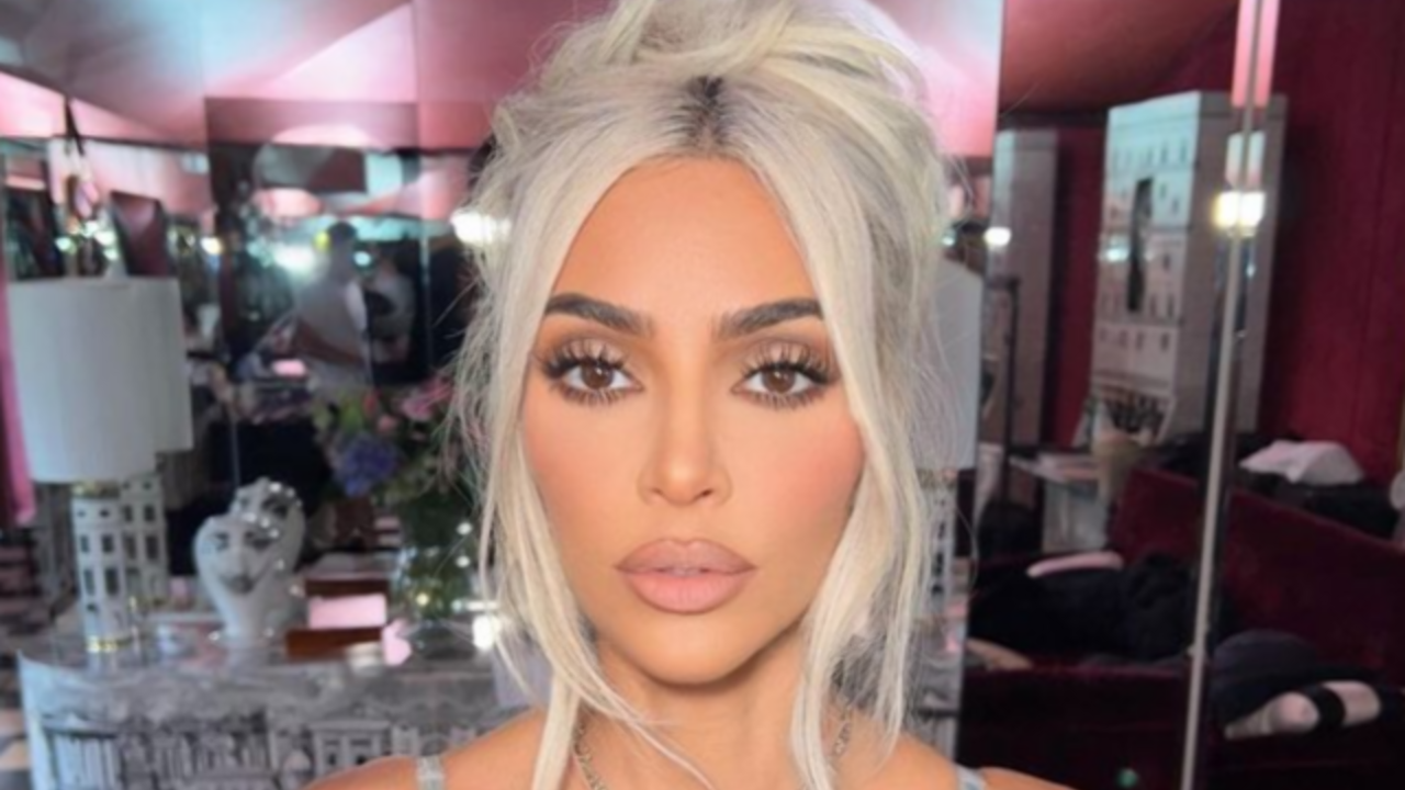 barbie-haarstijl-kim-kardashian