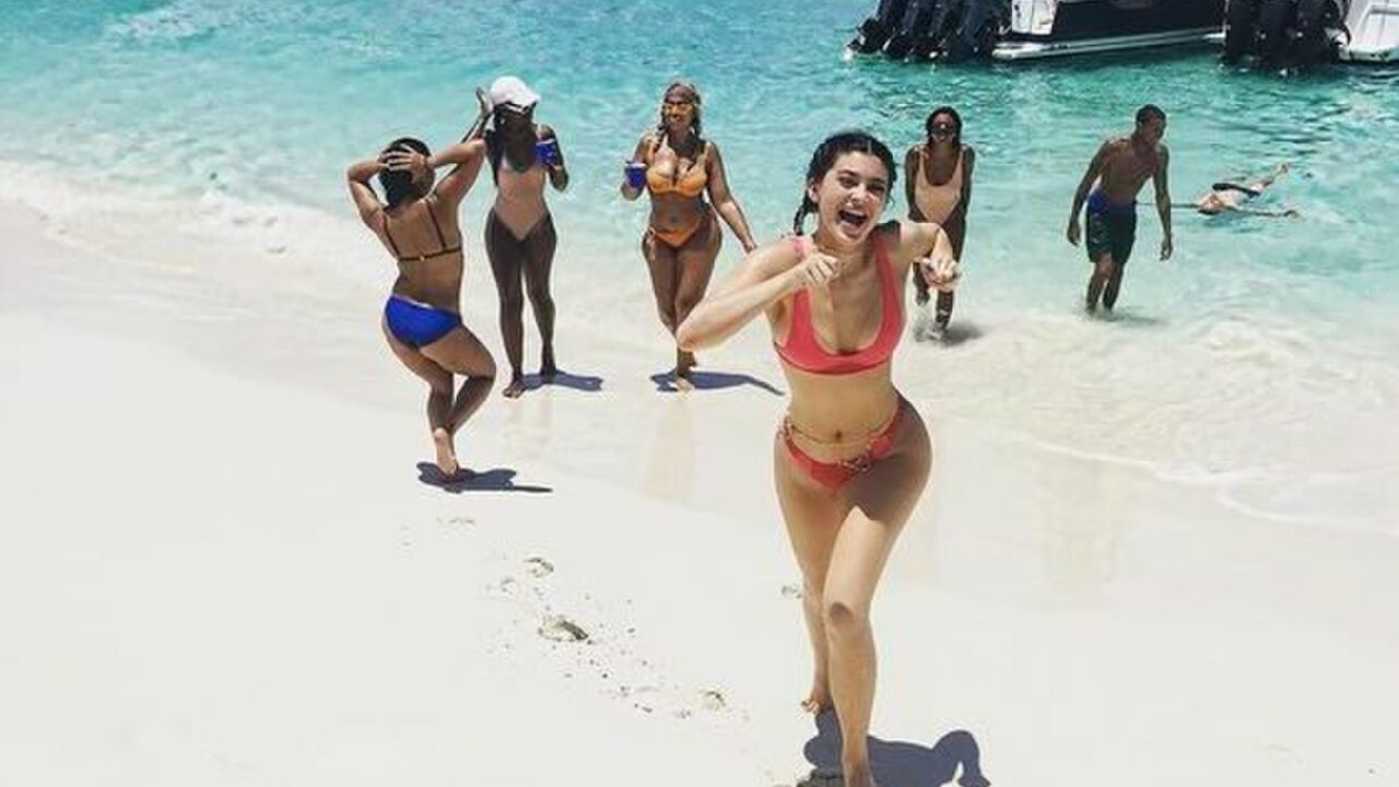 Illustratie voor: TikTok-trucje om je eerstvolgende vakantiebestemming te bepalen gaat viral