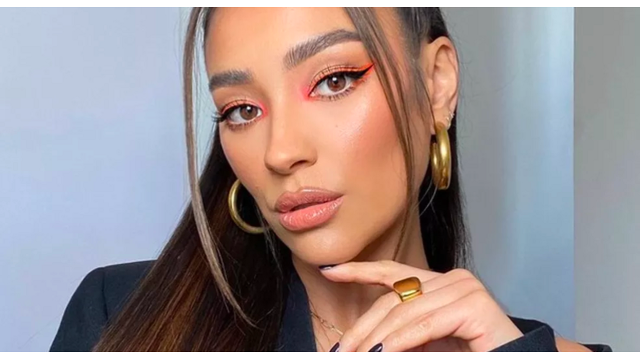 shay mitchell