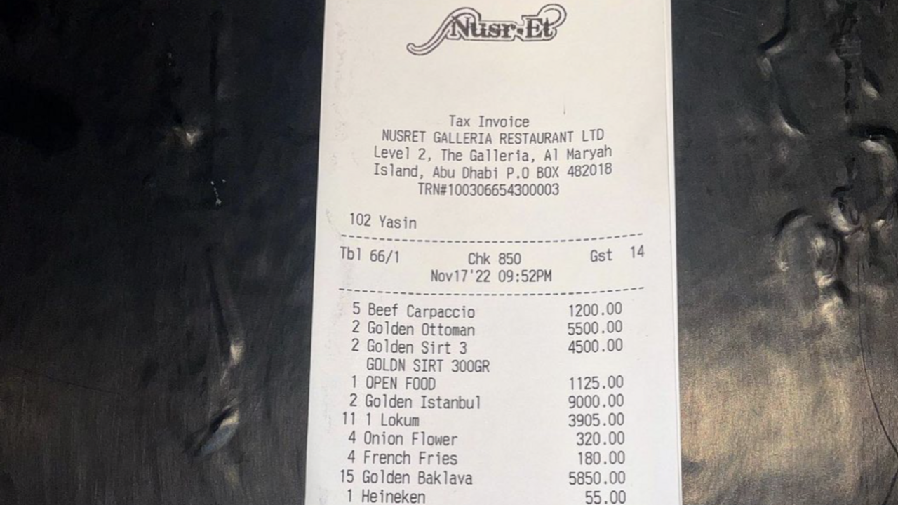 rekening in het restaurant van Salt Bae