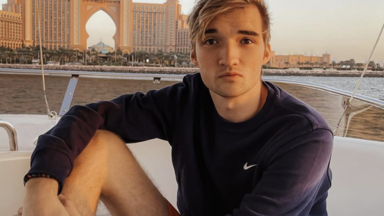 gio latooy vermogen