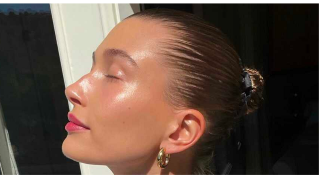 hailey bieber beautyhacks model