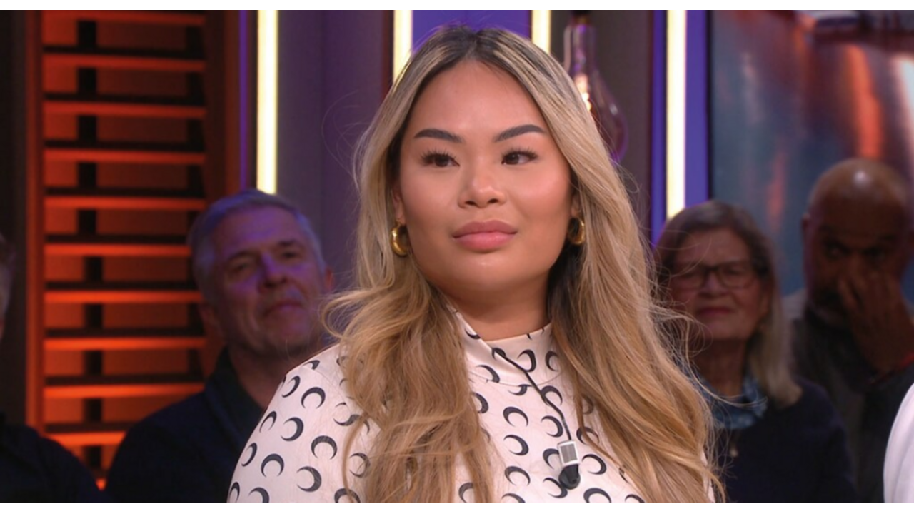 Lena nieuwe vriend Echte Meisjes in de Jungle
