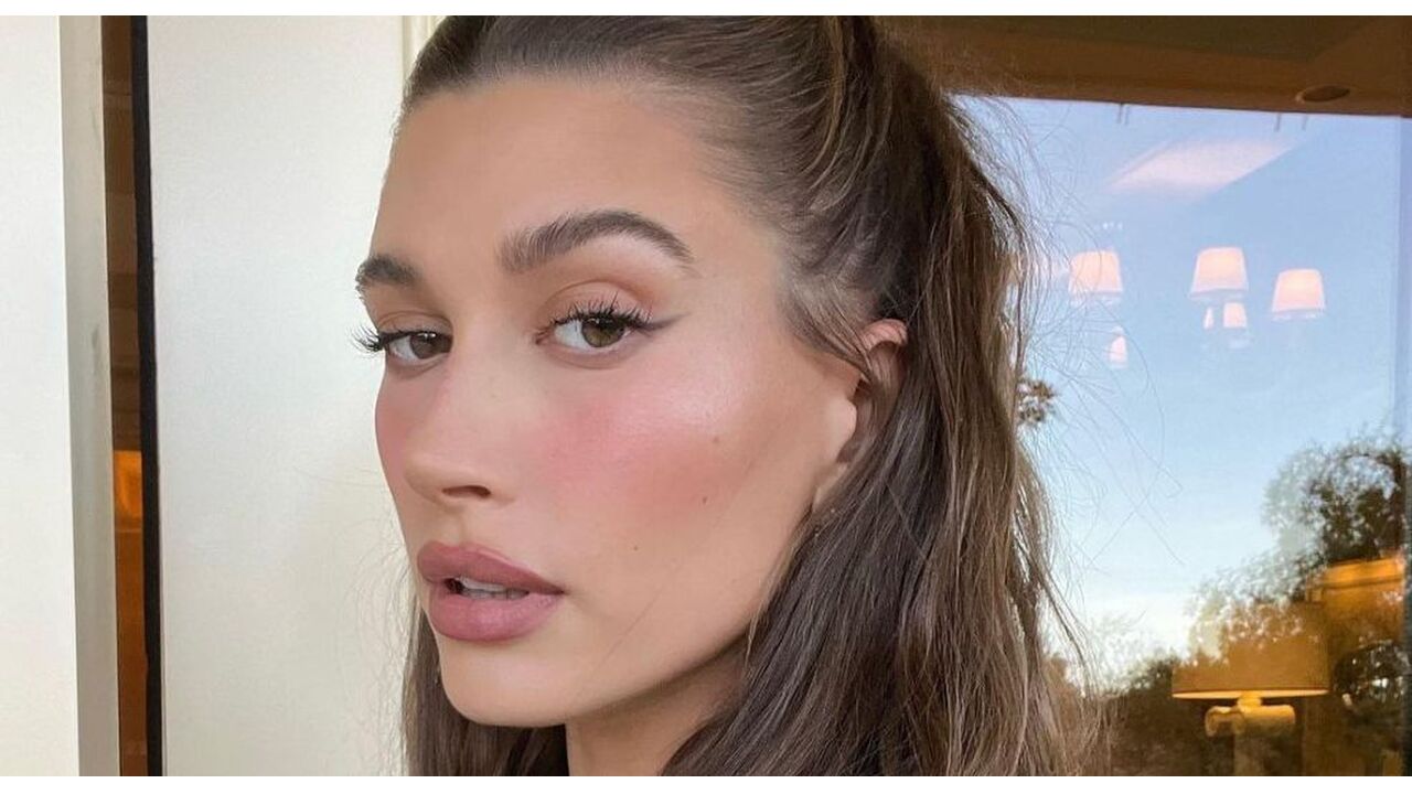 Hailey Bieber