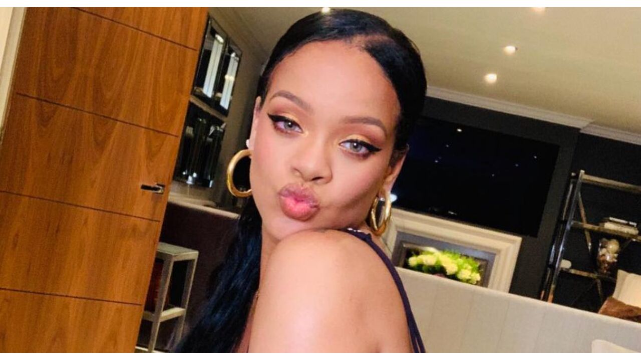 Rihanna onthult zwangerschap