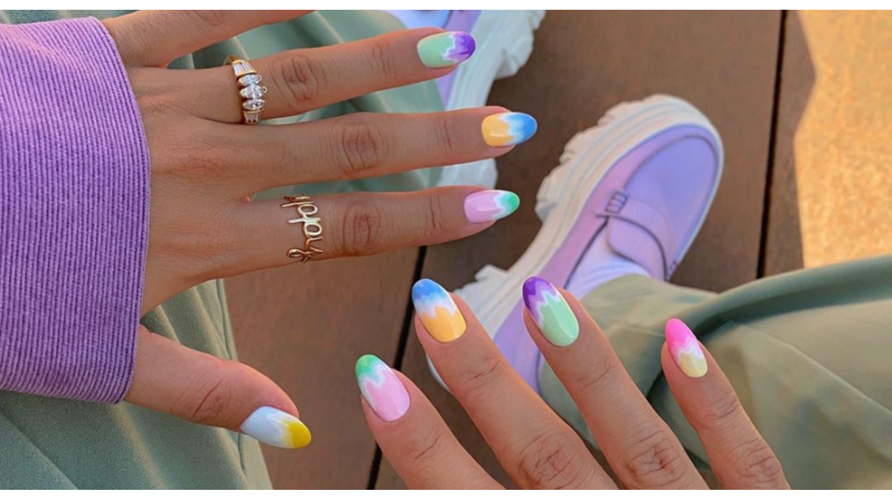 nageltrends voorjaar 2023 kleurrijke nagels