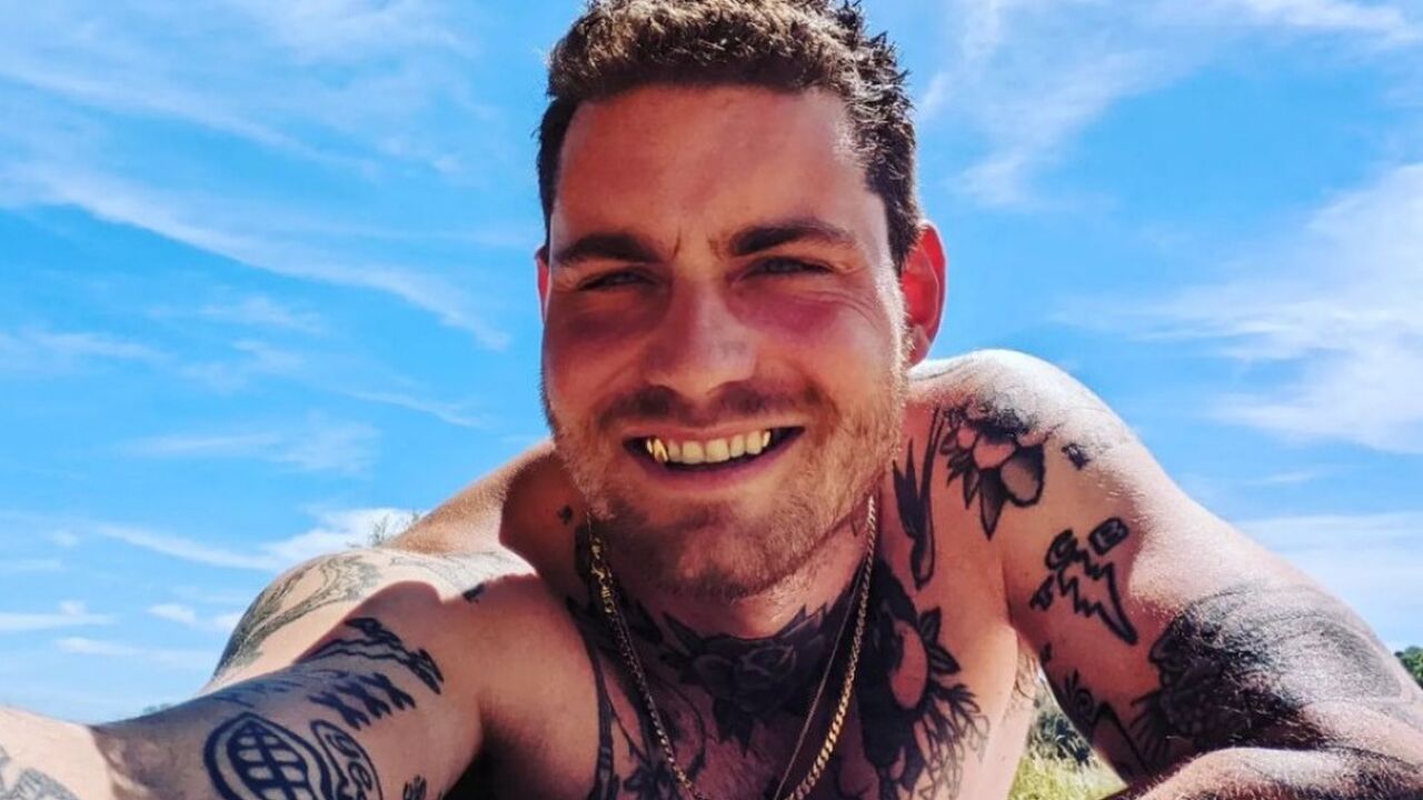 douwe bob verteld over de kritiek op zijn vaderschap