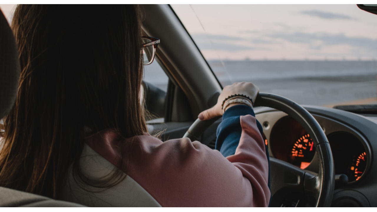 Rijbewijs vrouw theorie-examen 960 pogingen