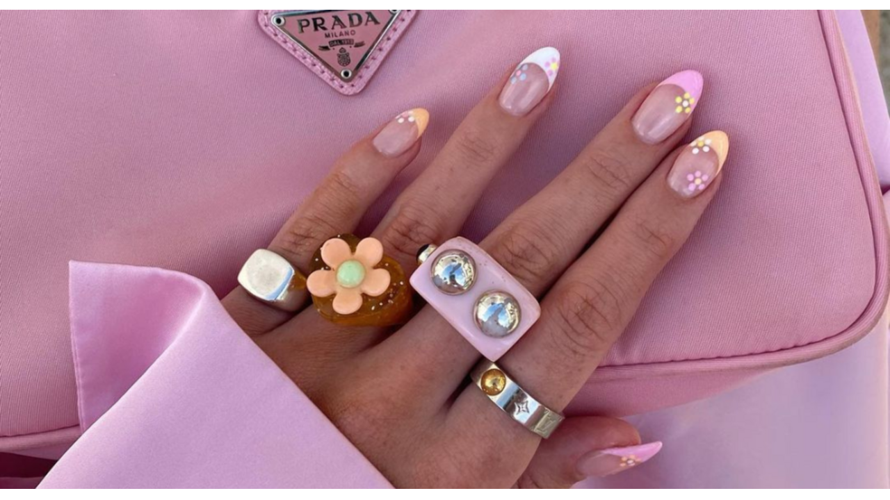 HEMA tompouce nagellak roze geel bruin