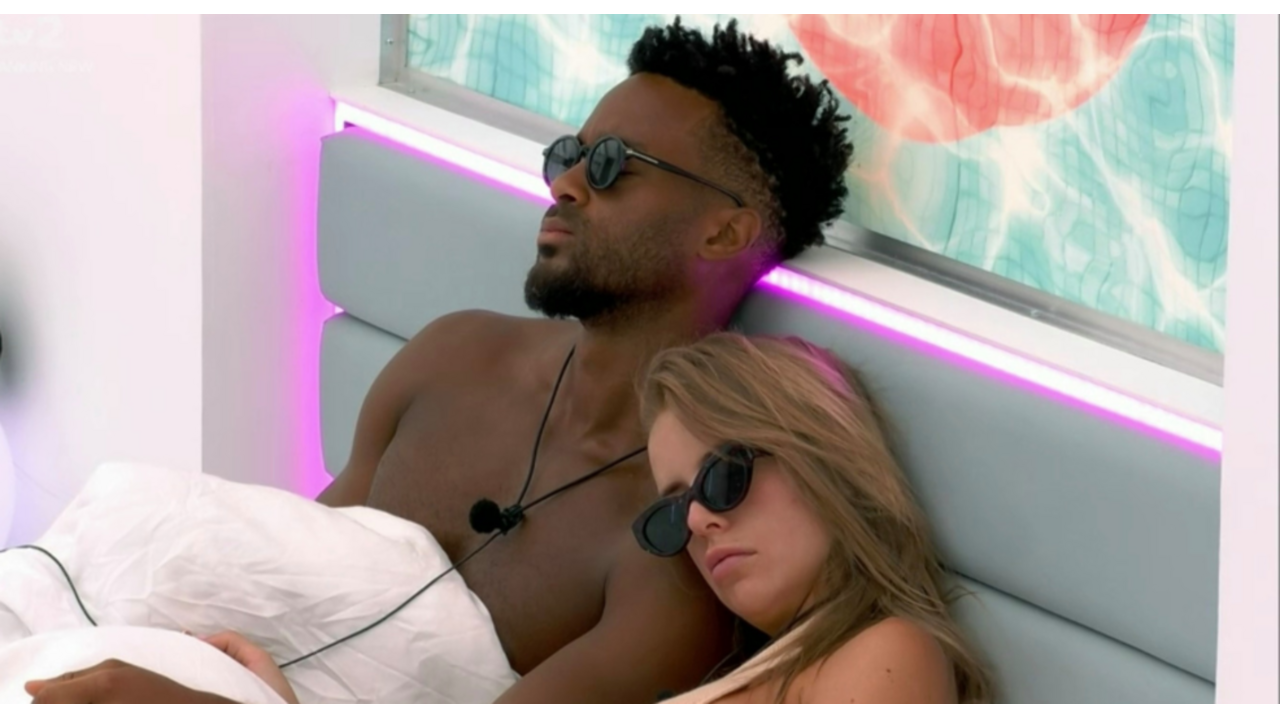 Love Island zonnebril reden vroege opnames