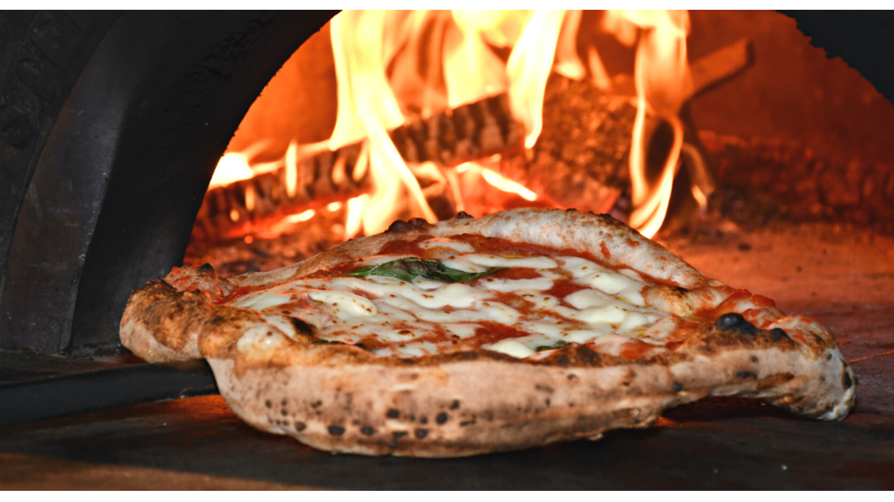 pizza oven voor op de camping
