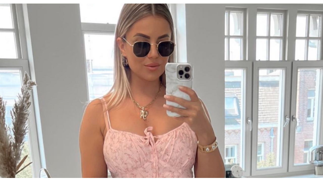 Yvonne Coldeweijer zwanger babybelly instagram