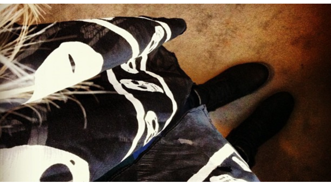 skull scarf gevreesd item zeroes comeback