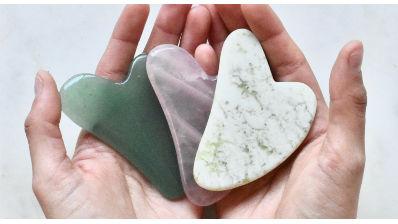 gua sha beauty tool skincare huid