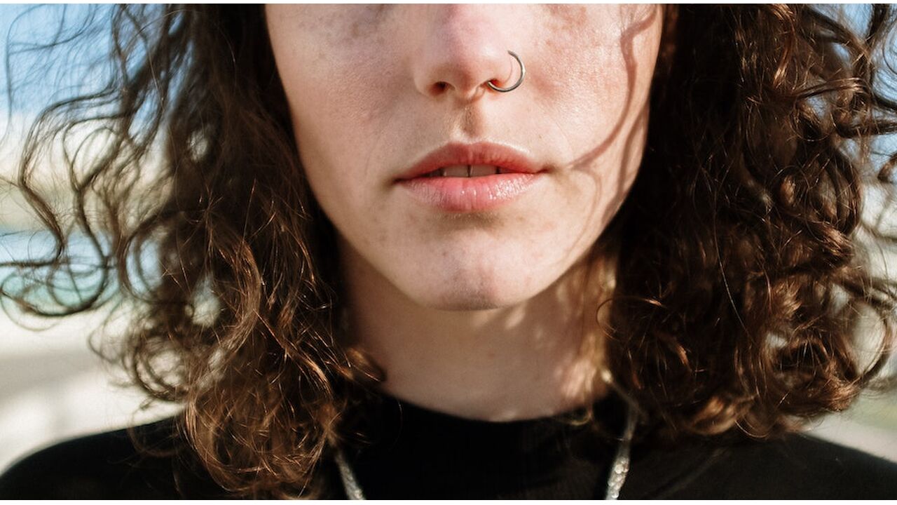 neuspiercing piercing neus nazorg soorten piercings
