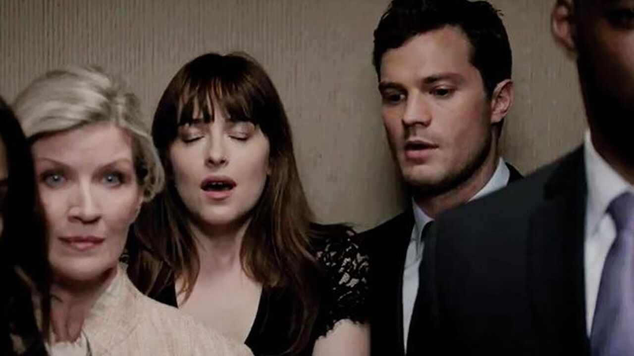 fifty-shades-darker-trailer-ana-and-christian-make-a-sexy-return-to-the-elevator