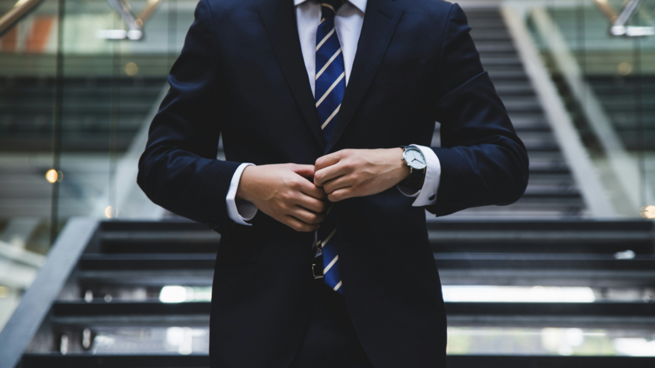 looking for a man in finance trend tiktok