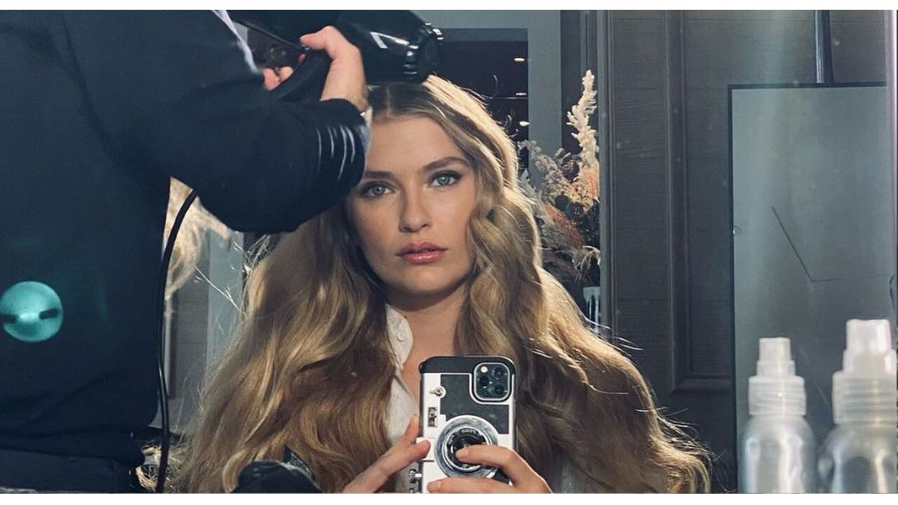 camille razat