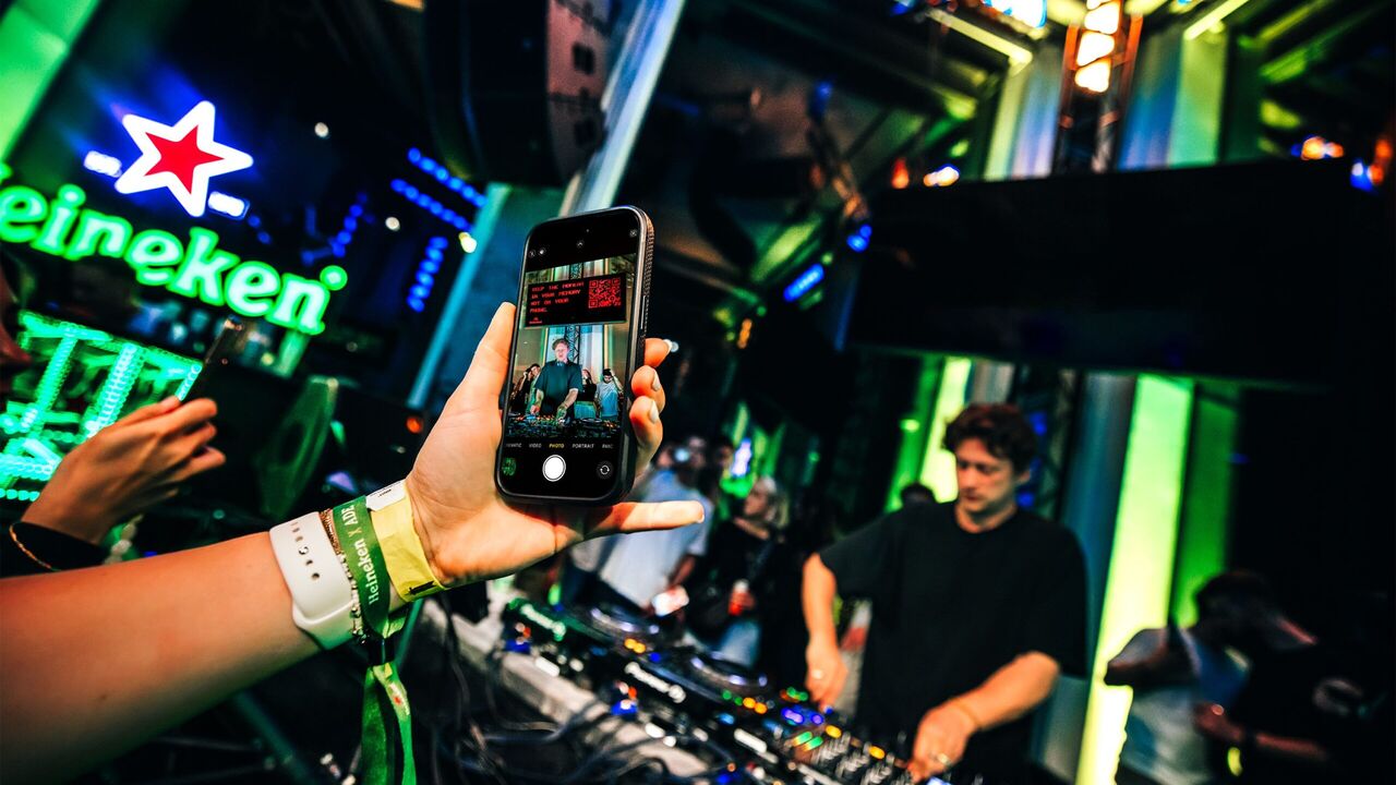 heineken ade barry cant swim