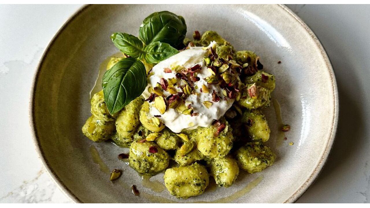 gnocchi recept met courgettepesto en pistache