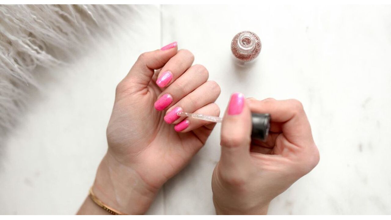 Zo blijft je nagellak het beste zitten