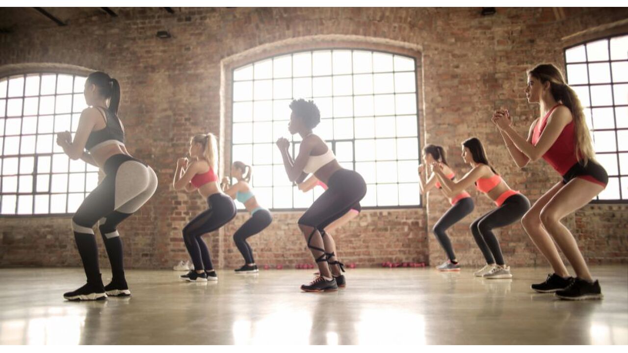 Squat hold