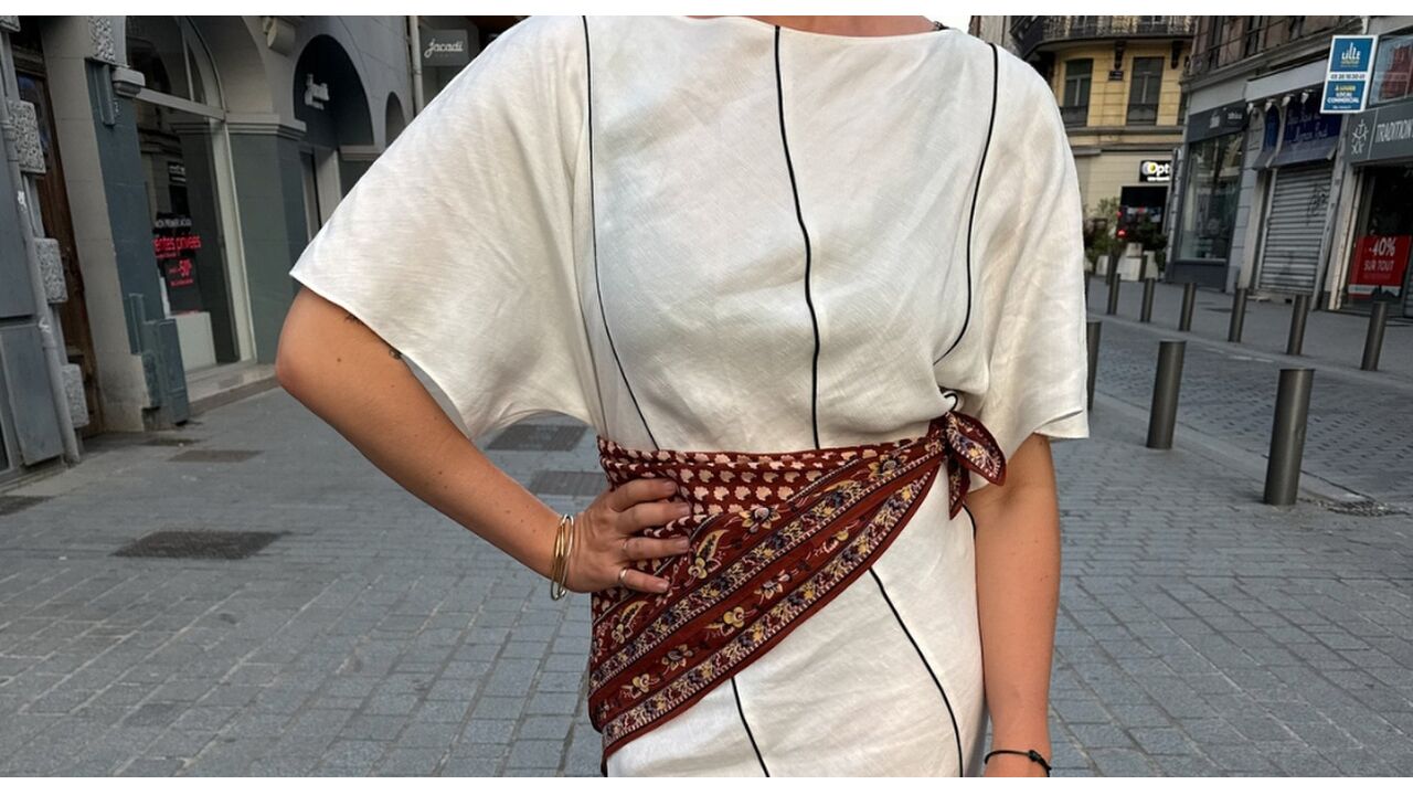 sjaal om middel modetrend