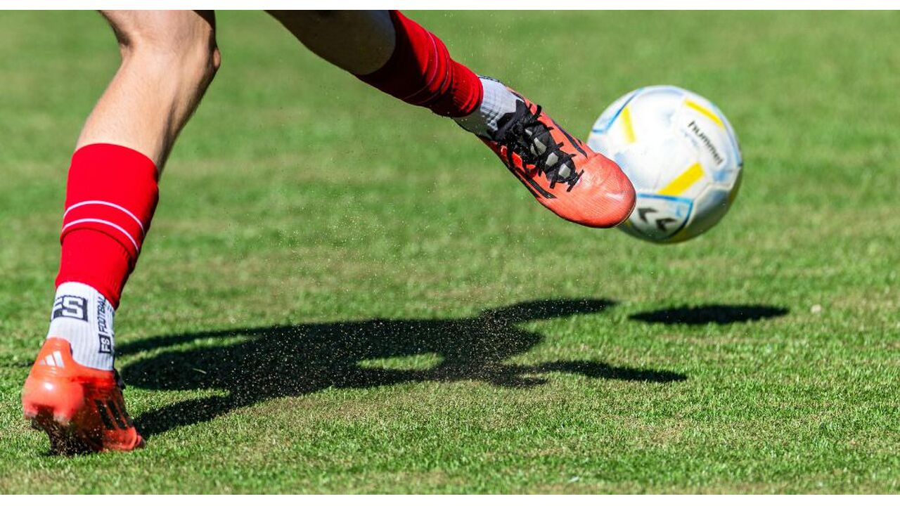 vrouwenvoetbal grotere stadions