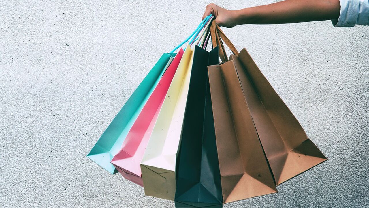 Illustratie voor: Duurzame kleding kopen? Dit zijn de tien leukste winkels in Amsterdam