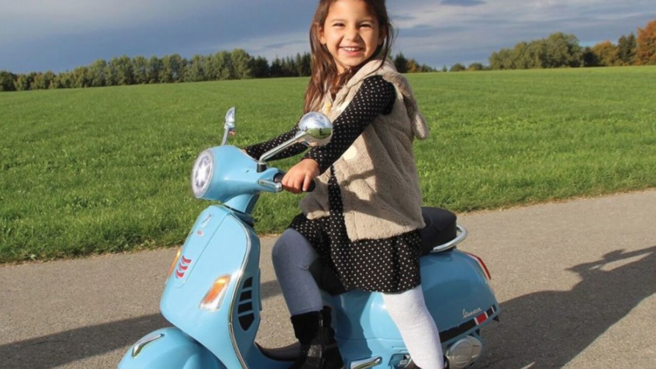Illustratie voor: Natuurlijk bij de Lidl: de mini Vespa maakt zijn comeback