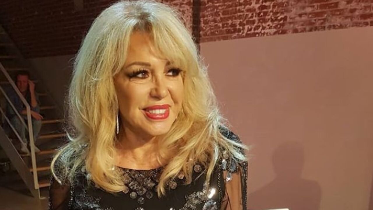 Illustratie voor: Zo zag zangeres en tv-persoonlijkheid Patricia Paay er vroeger uit