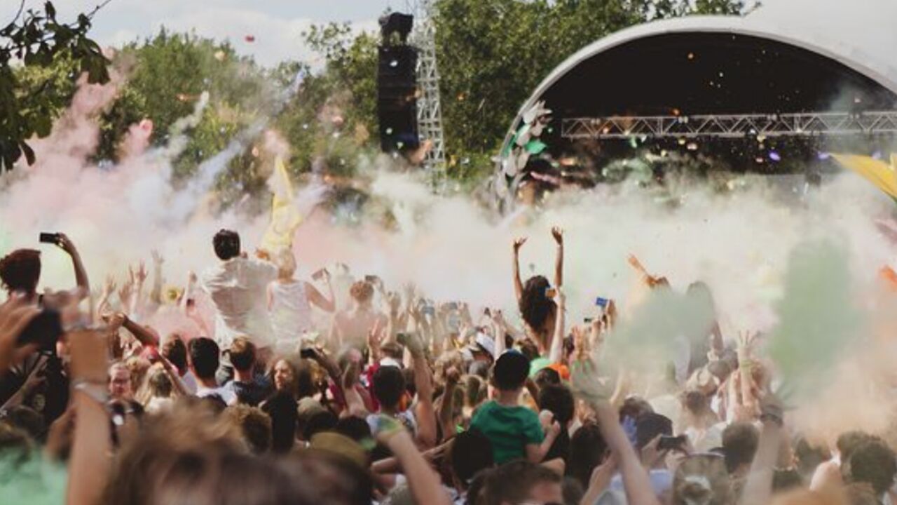 Illustratie voor: Eindelijk weer dansen: deze grote Europese festivals gaan door in 2021
