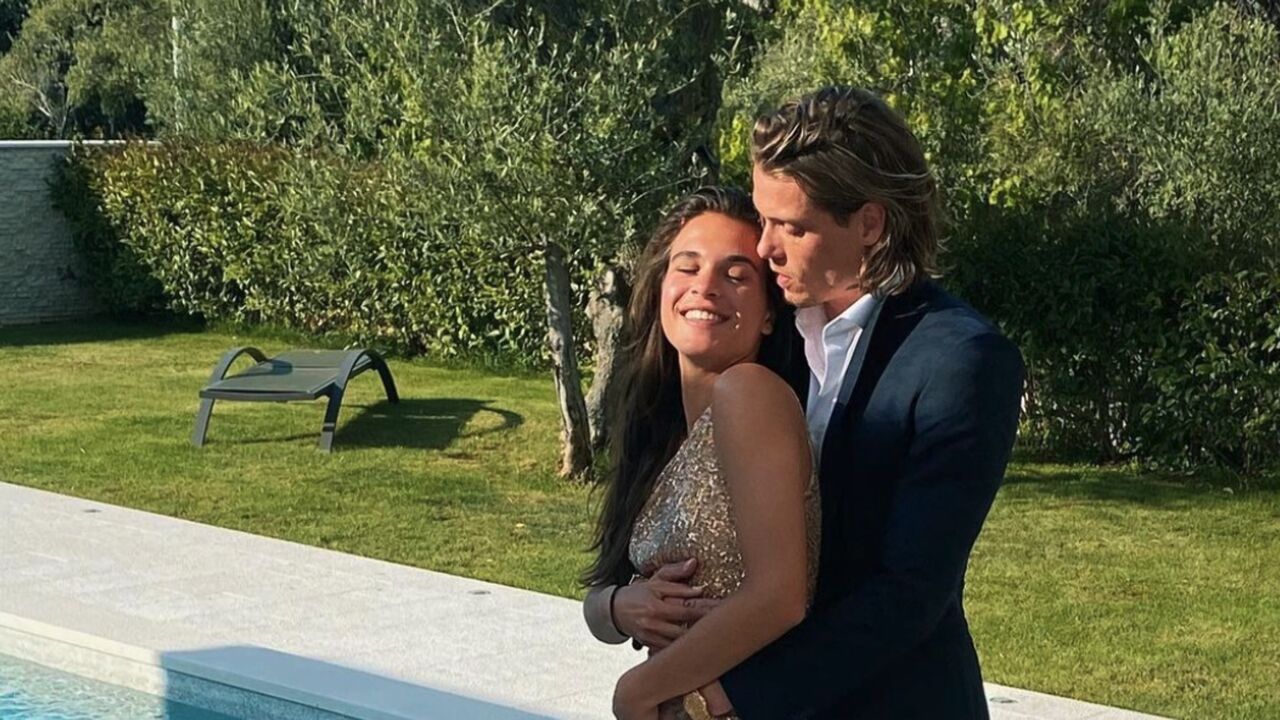 Illustratie voor: Is het dan toch uit tussen Bachelor Tony en Julia?