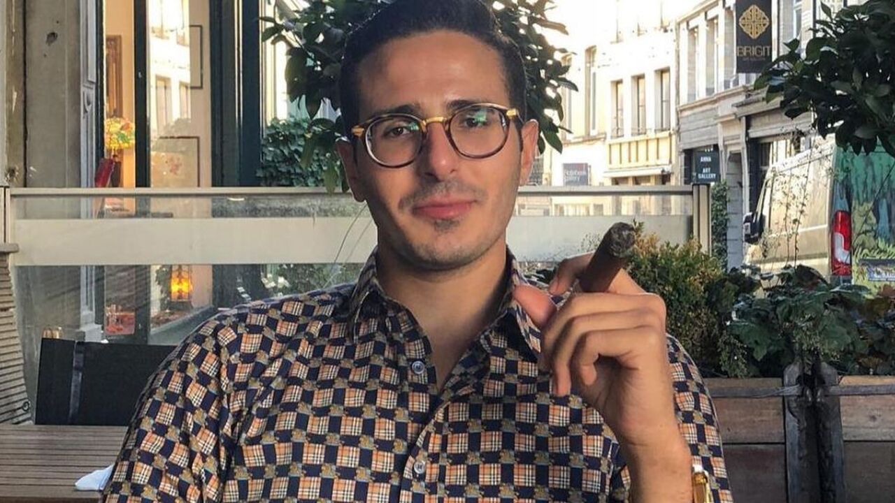 Illustratie voor: Zo ziet de nieuwe vriendin van Tinder Swindler Simon Leviev eruit