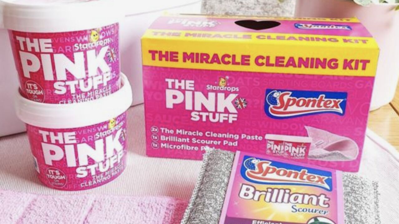 roze schoonmaakmiddel