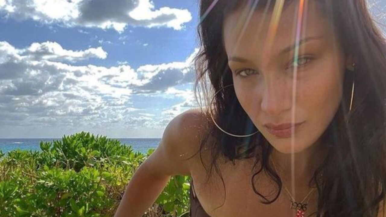 Bella Hadid Bench tas