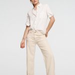 Sample Sale Lois