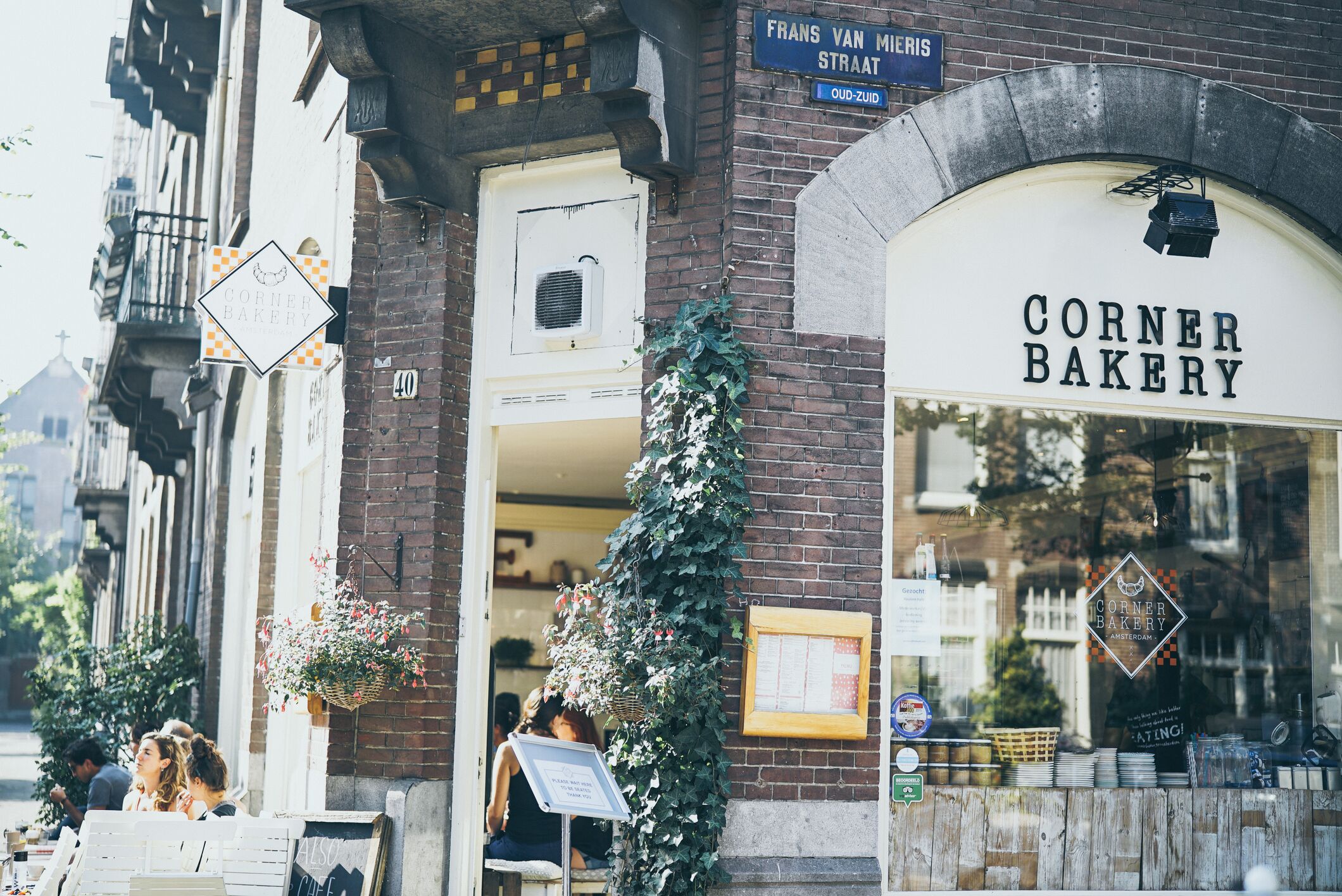 Tedje Fliers Corner Bakery-6 (1)