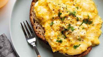 scrambled eggs