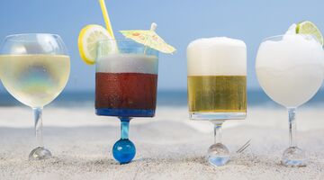 glazen picknick dagje strand niet omstoten prikken