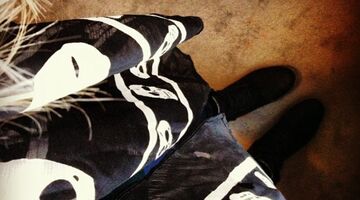 skull scarf gevreesd item zeroes comeback
