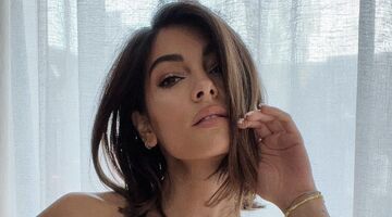 anna nooshin