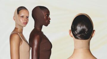 'Seamless Sculpt Face Wrap' van Skims