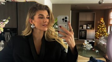 Tess Lieder Wester selfie.