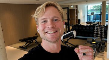 Kalvijn in een sportzaal