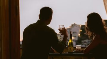 Man en vrouw op een date.