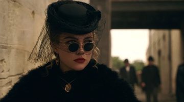 Florence Pugh.